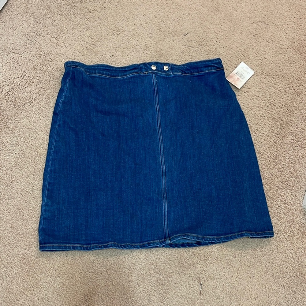 Denim plus size skirt